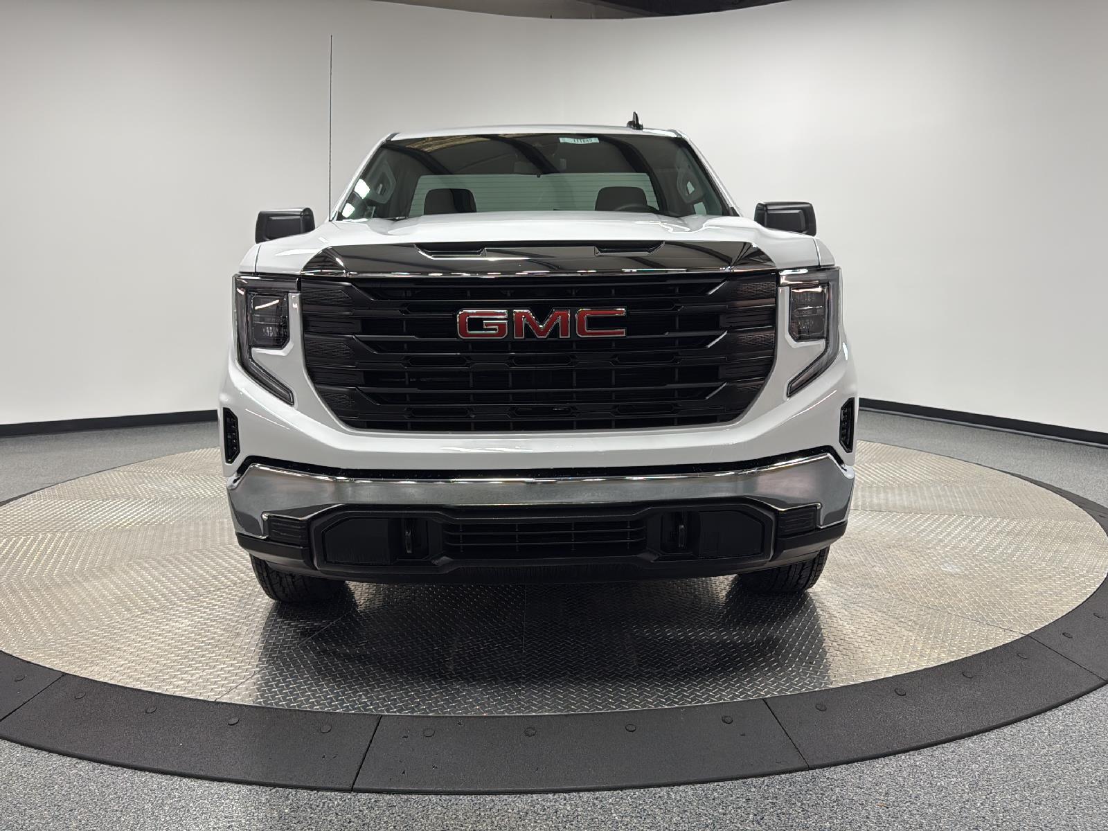 2025 Gmc Sierra 1500 Pro photo 2