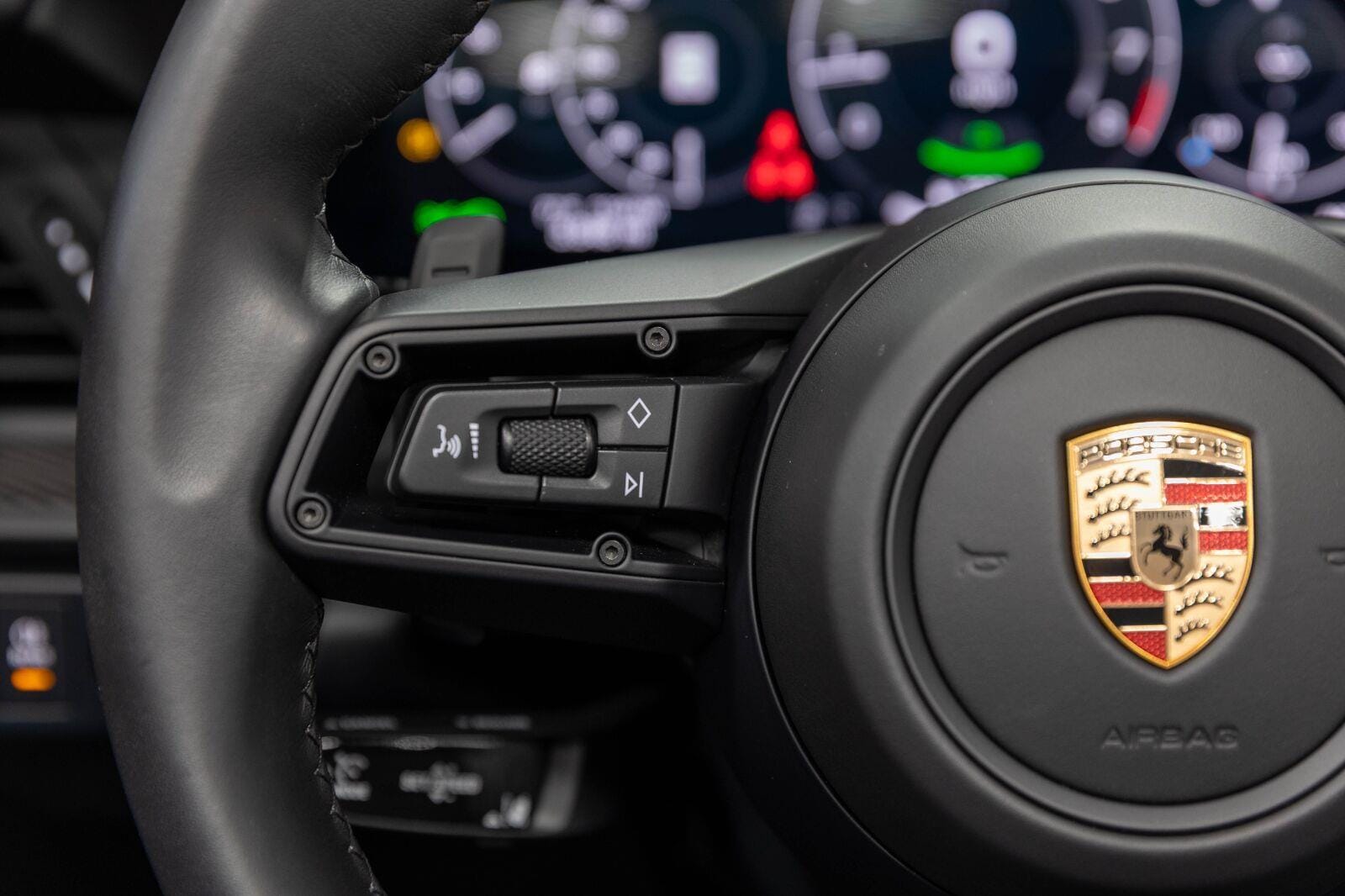 2026 Porsche 911 GTS - Photo 137