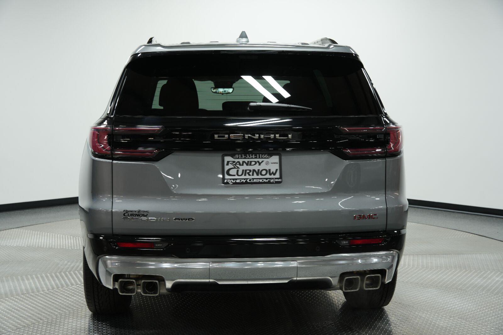 2026 GMC Acadia Denali - Photo 6