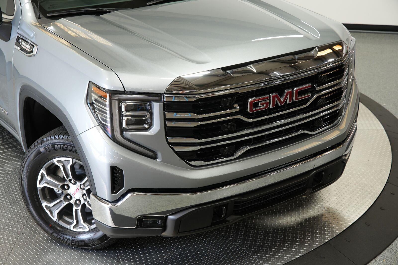 2026 GMC Sierra 1500 SLT - Photo 49
