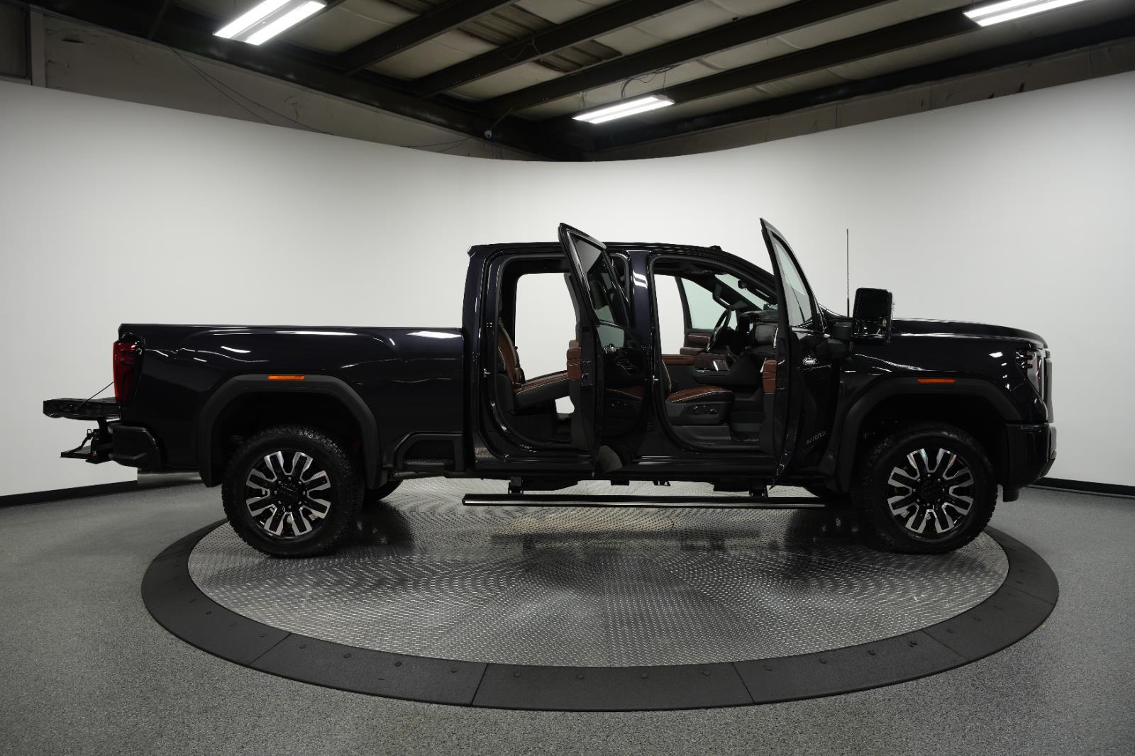 2026 GMC Sierra 2500HD Denali Ultimate - Photo 13