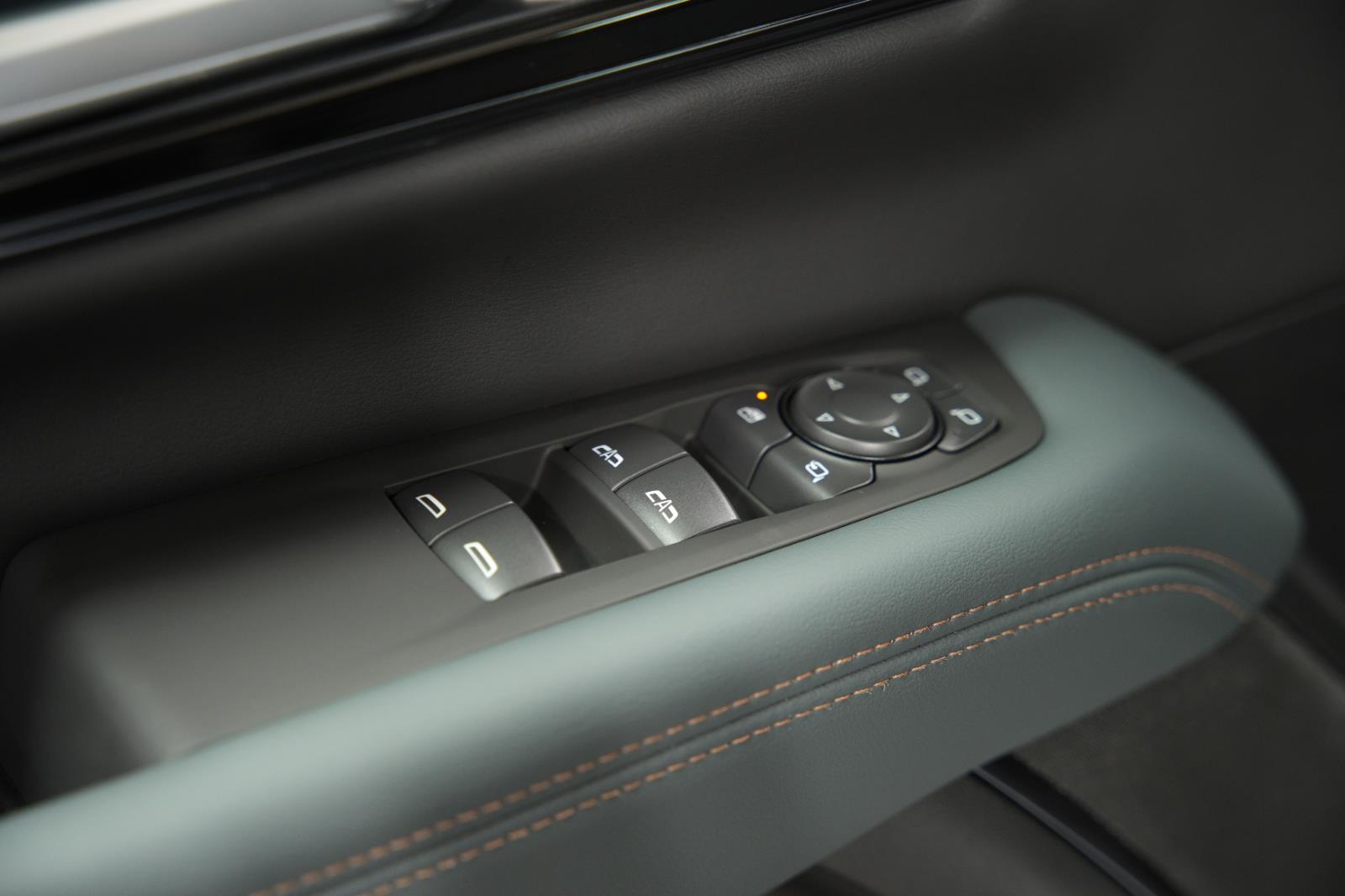2026 GMC Yukon XL AT4 - Photo 25