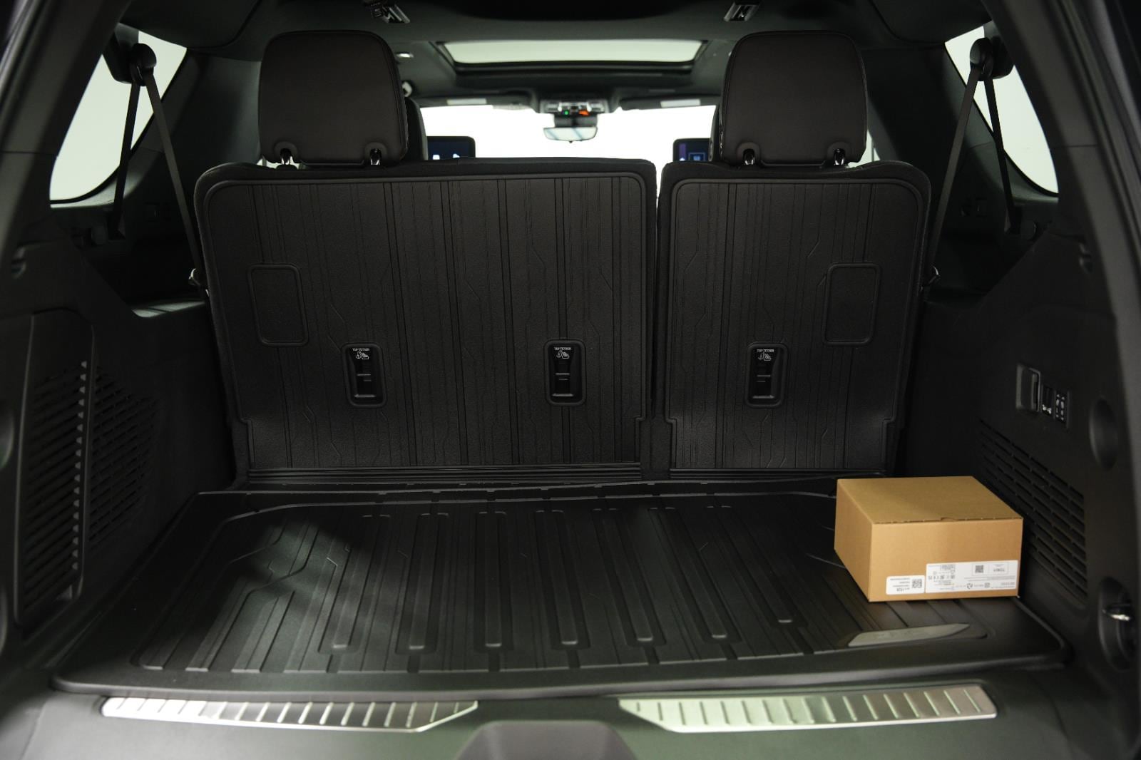 2026 GMC Yukon XL AT4 - Photo 14