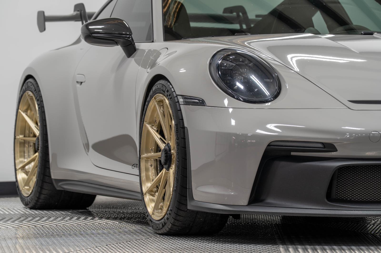 2022 Porsche 911 GT3 photo 3