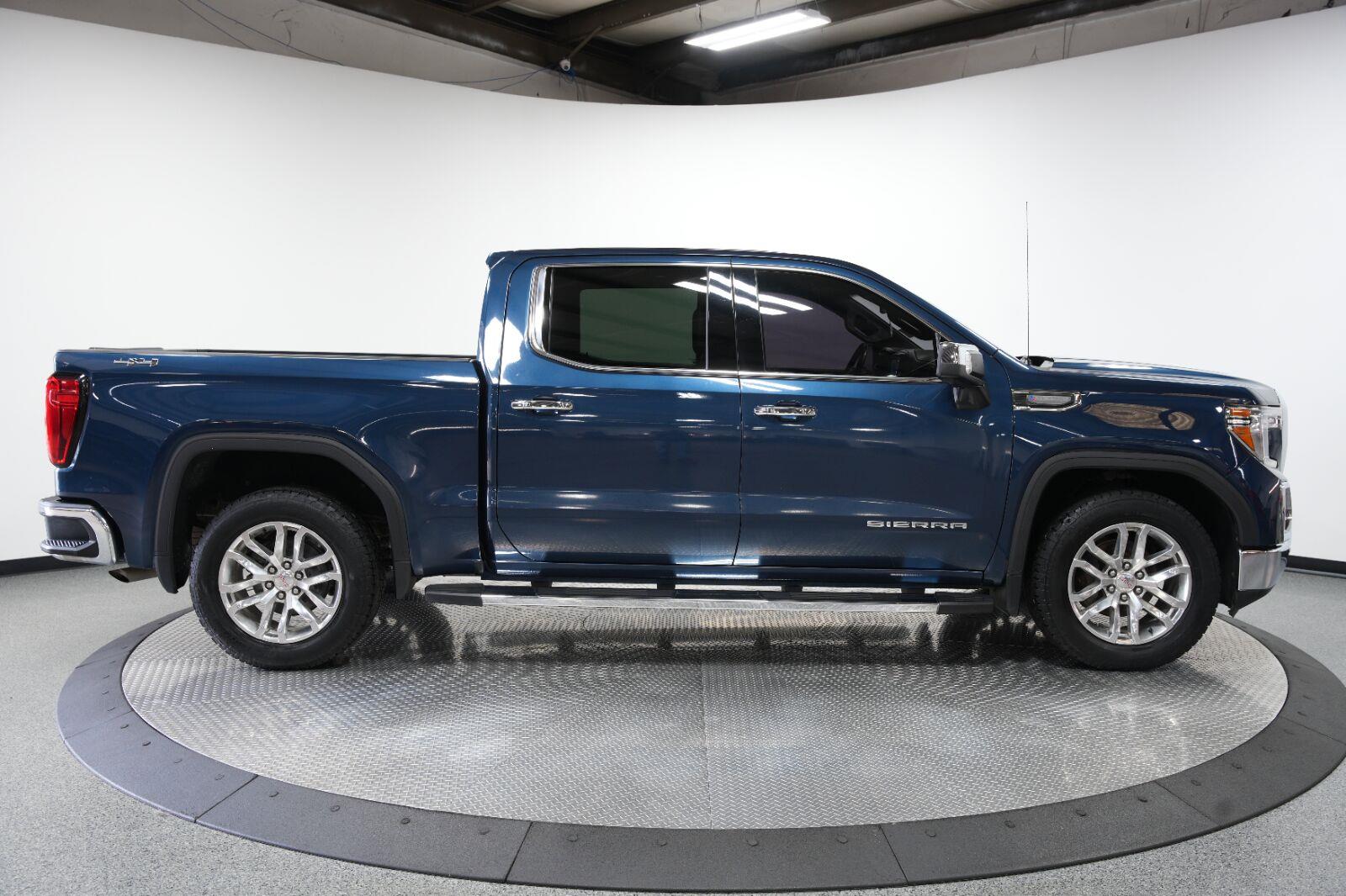 2021 GMC Sierra 1500 SLT - Photo 10