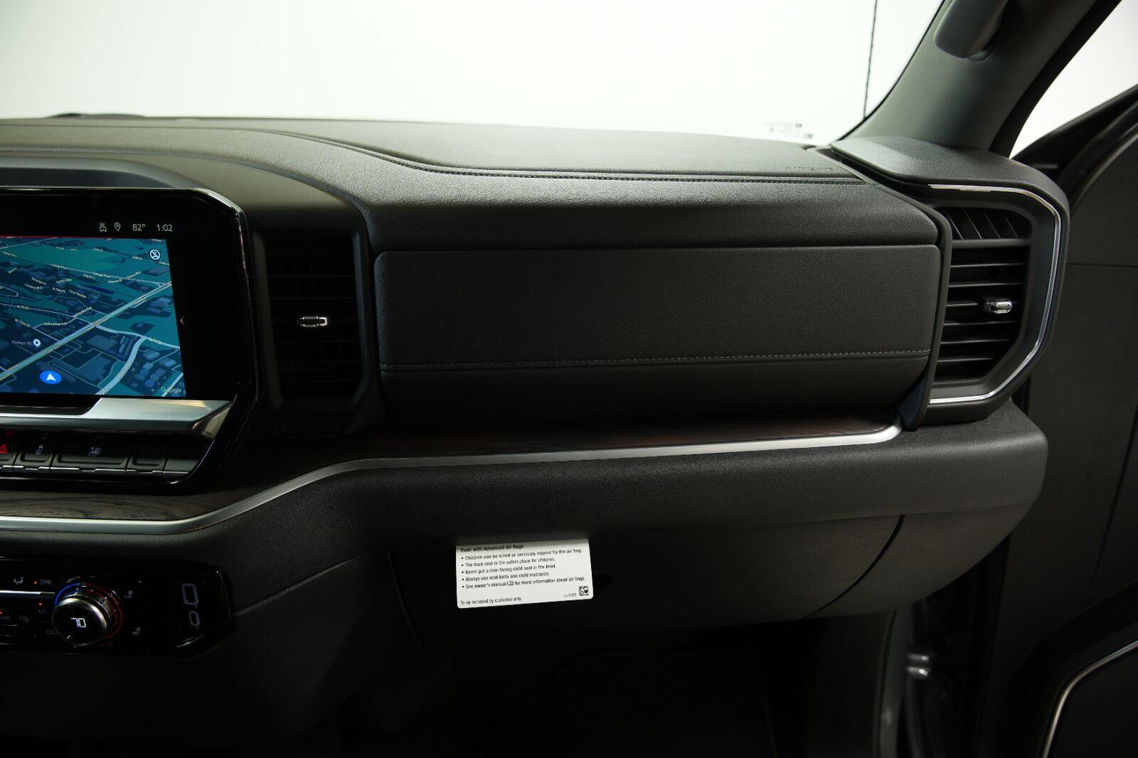2026 GMC Sierra 1500 SLT - Photo 24