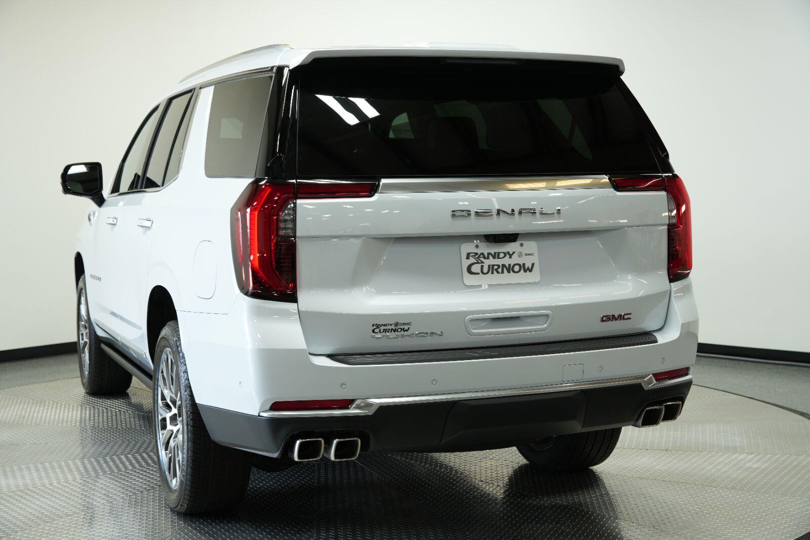 2026 GMC Yukon Denali - Photo 8