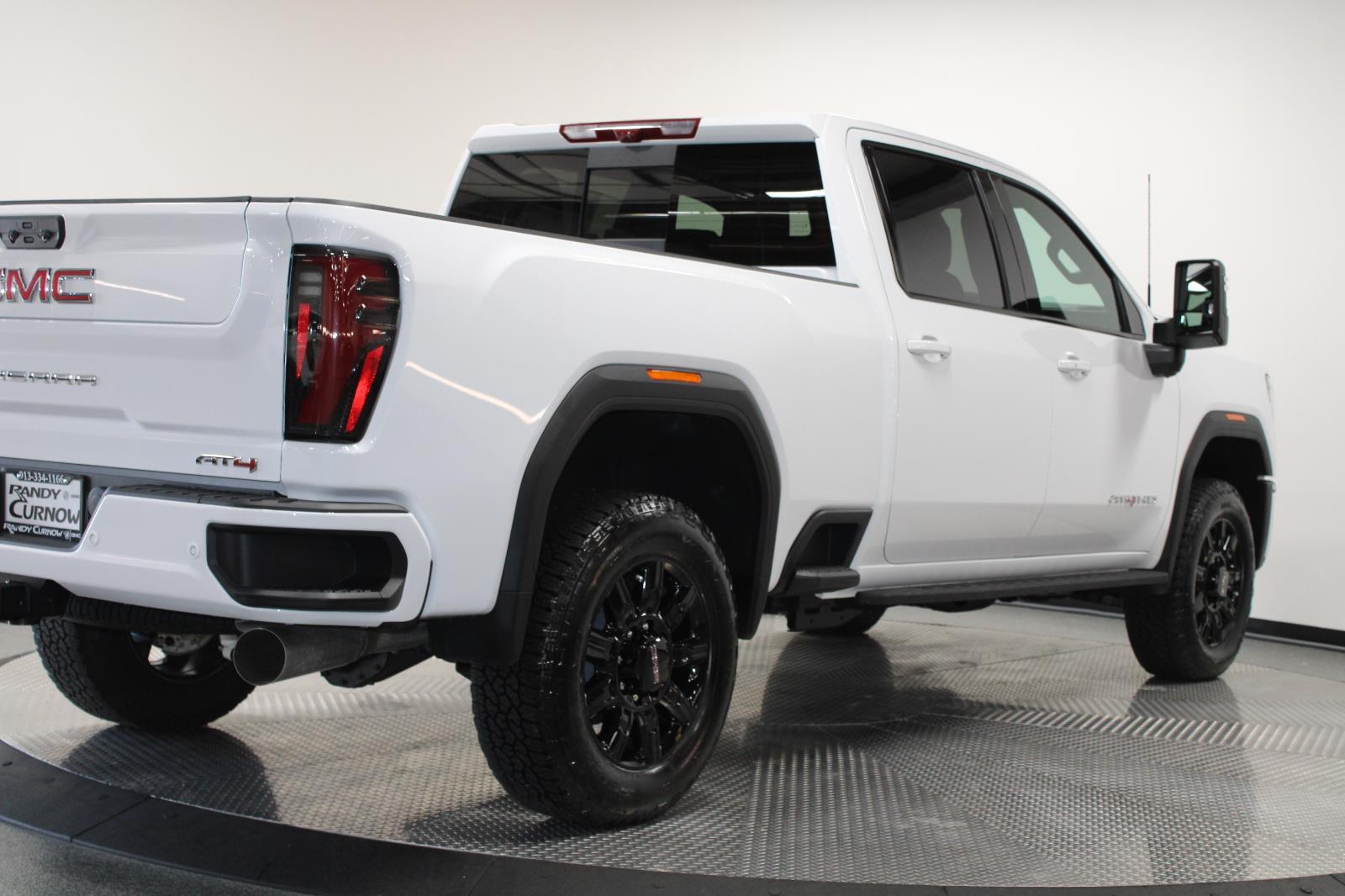 2026 GMC Sierra 2500HD AT4 - Photo 13