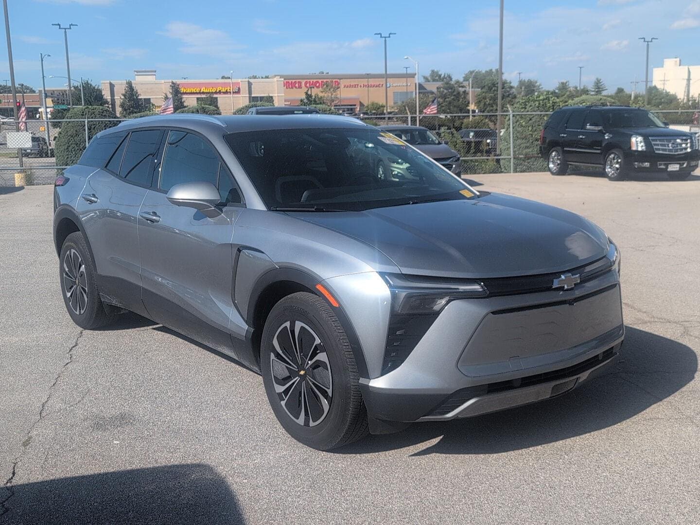 Used 2024 Chevrolet Blazer EV LT with VIN 3GNKDBRJ2RS277881 for sale in Kansas City