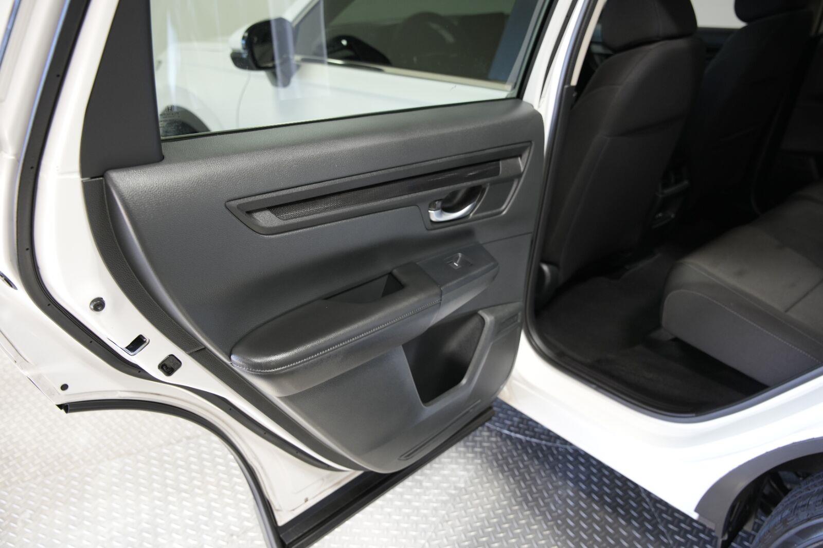 2025 Honda CR-V EX - Photo 33