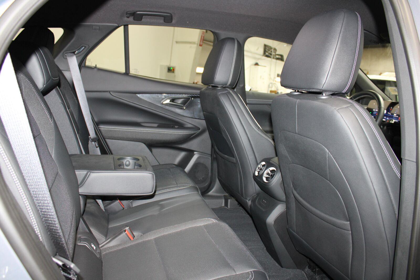 2024 Chevrolet Blazer EV LT - Photo 25