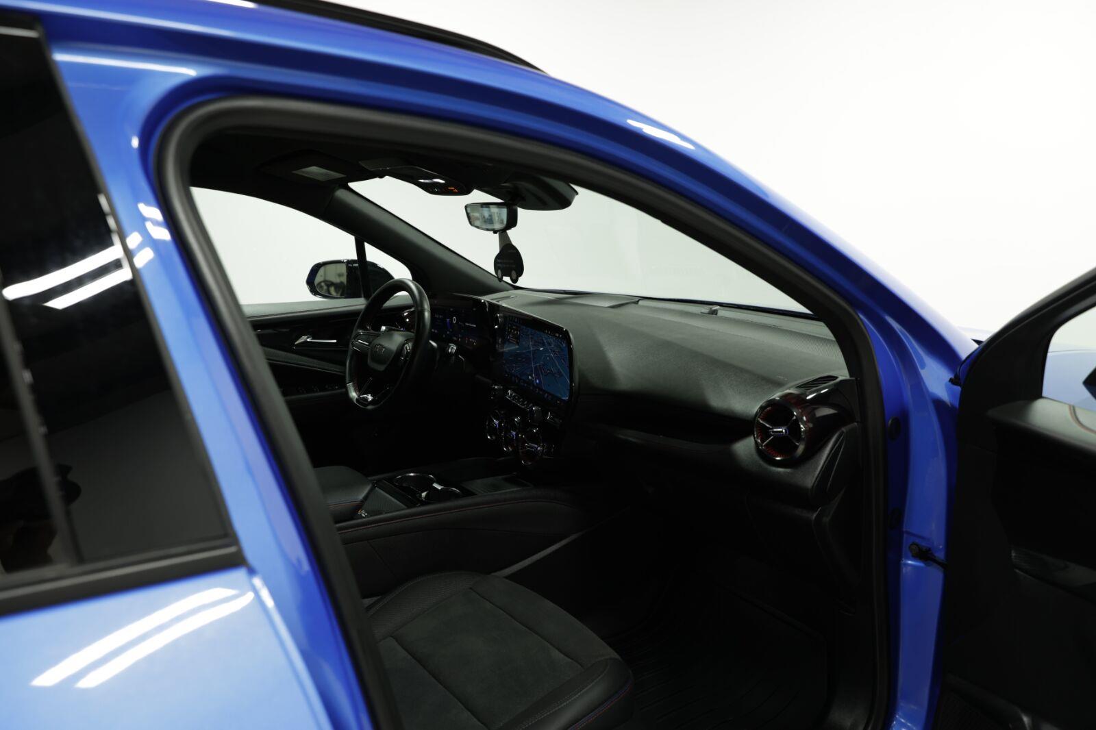 2024 Chevrolet Blazer EV RS - Photo 21
