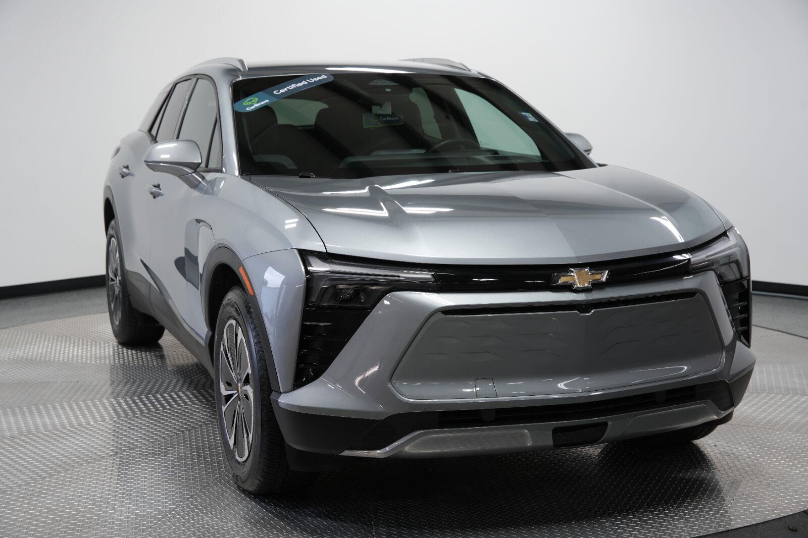 Used 2024 Chevrolet Blazer EV LT with VIN 3GNKDBRJ2RS277881 for sale in Kansas City