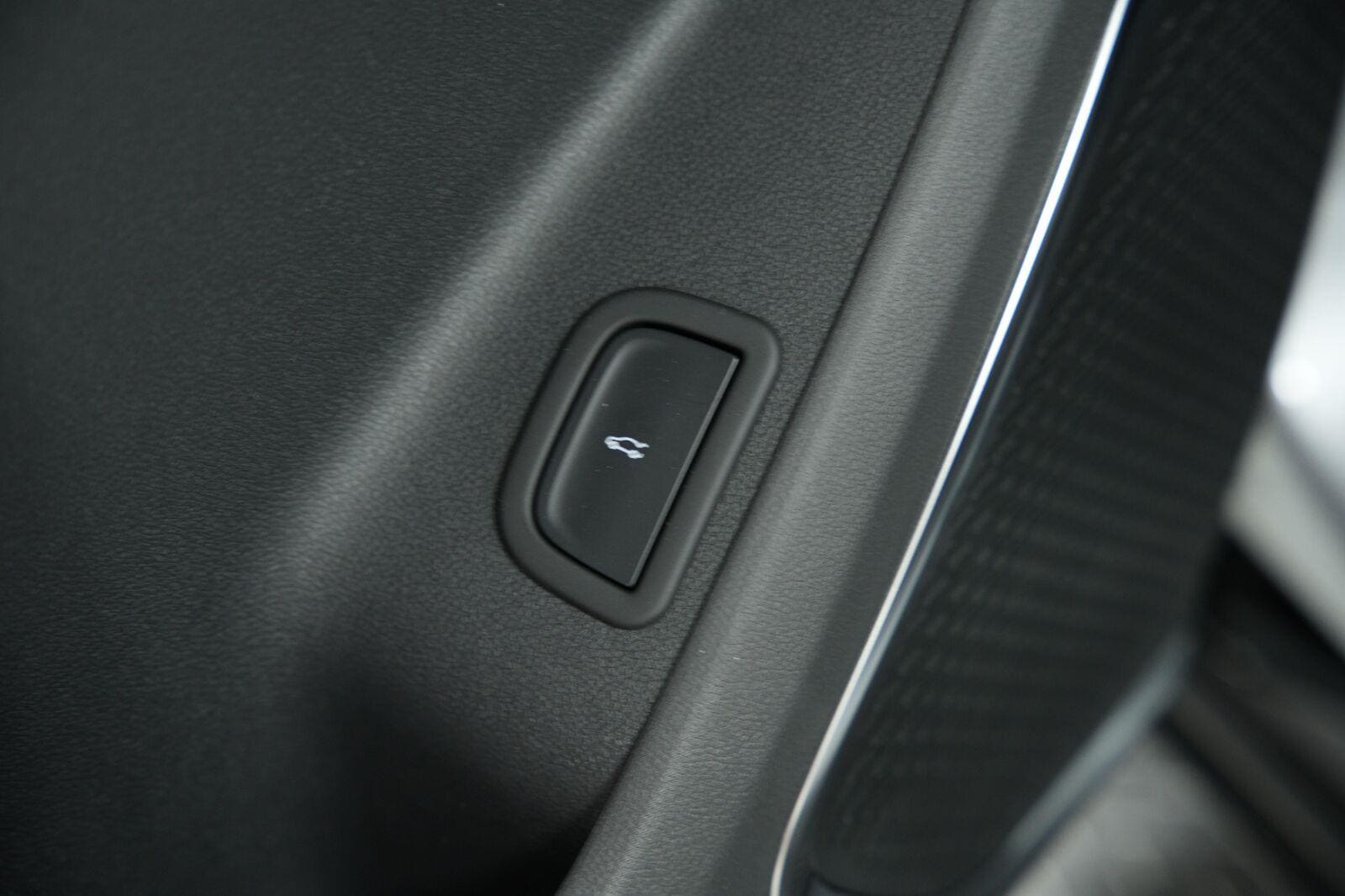 2026 GMC Acadia Denali - Photo 36