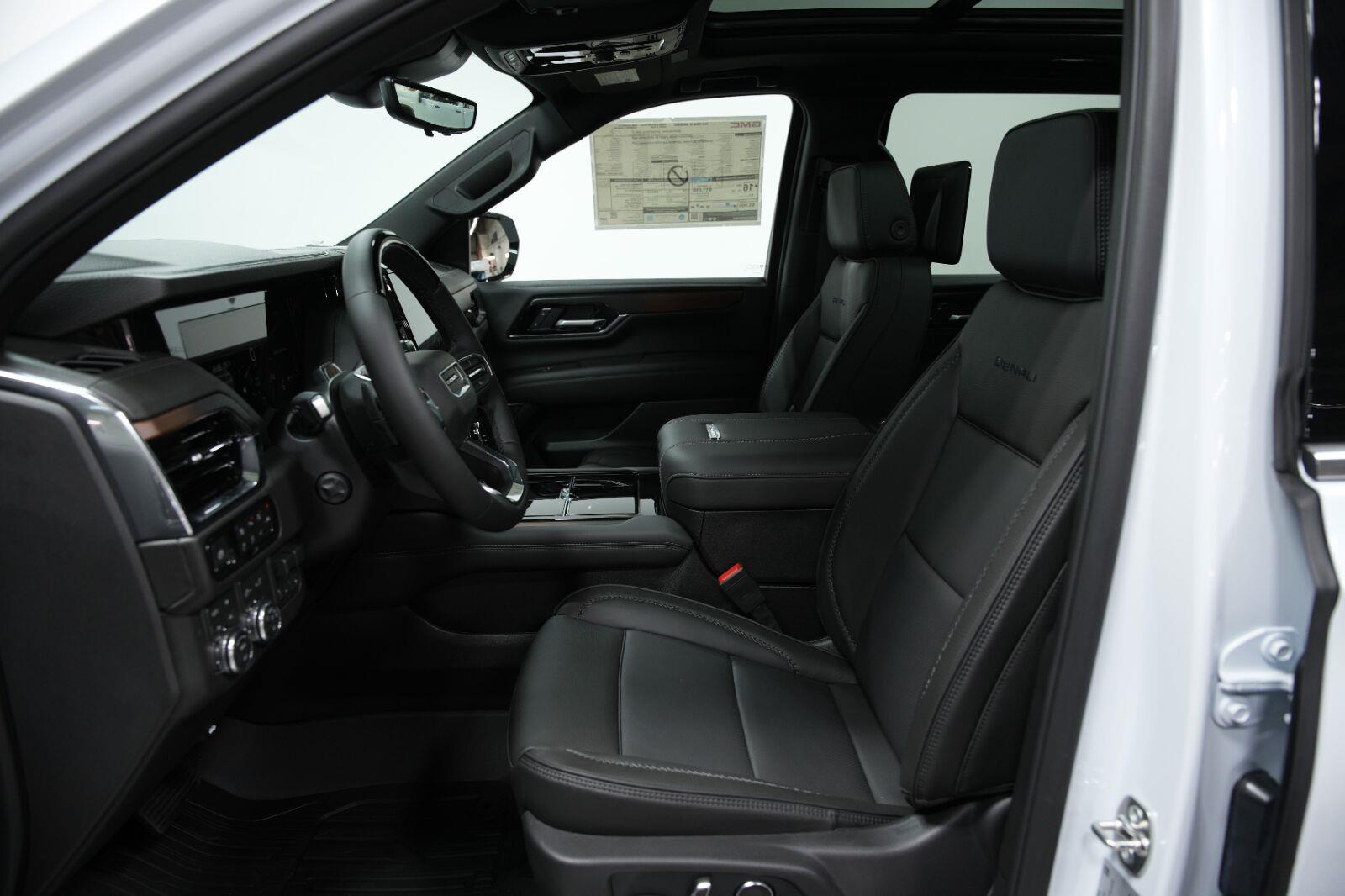 2026 GMC Yukon XL Denali - Photo 47