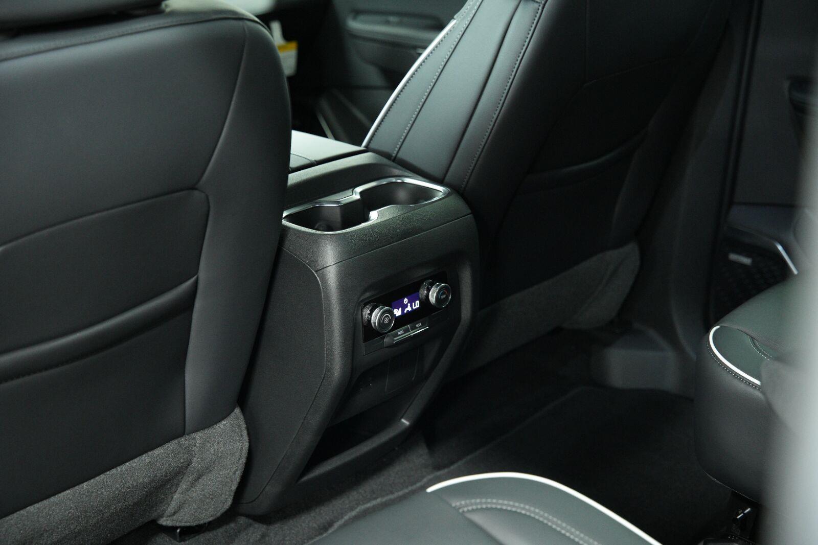 2026 Buick Enclave Preferred - Photo 29