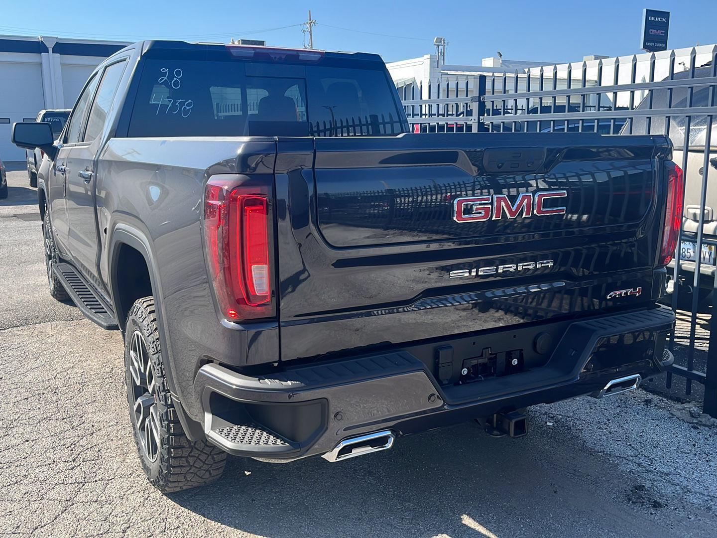 2026 Gmc Sierra 1500 AT4 photo 3