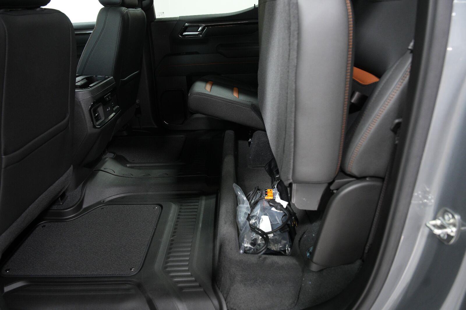 2026 GMC Sierra 1500 AT4 - Photo 33