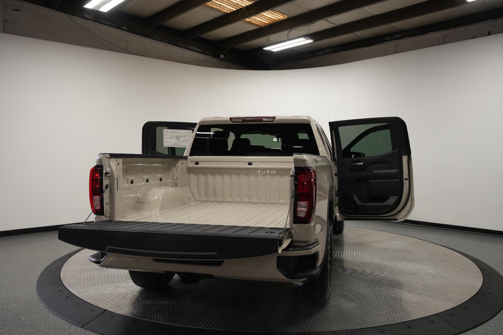 2026 GMC Sierra 1500 Pro - Photo 11