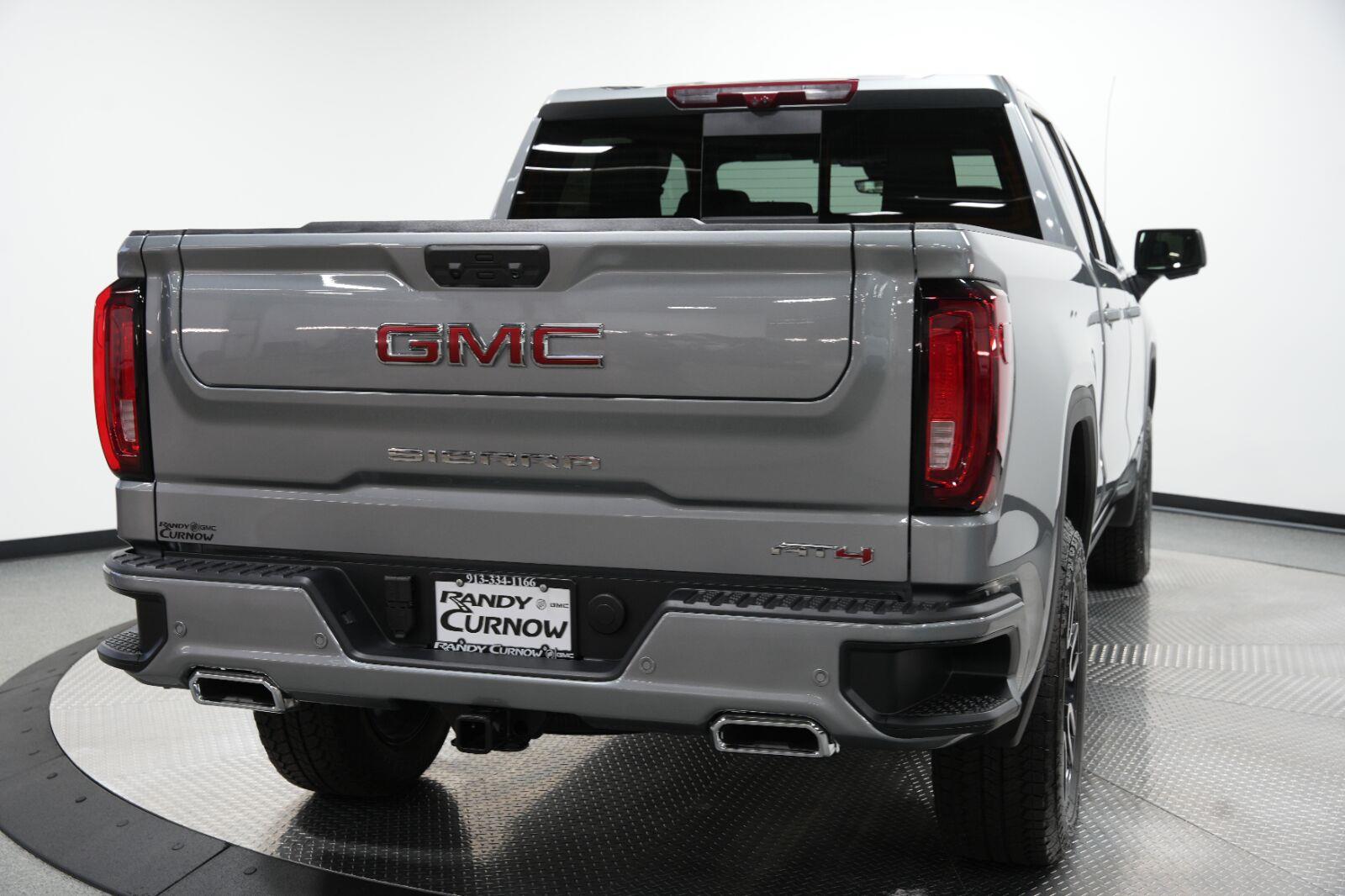 2026 GMC Sierra 1500 AT4 - Photo 10