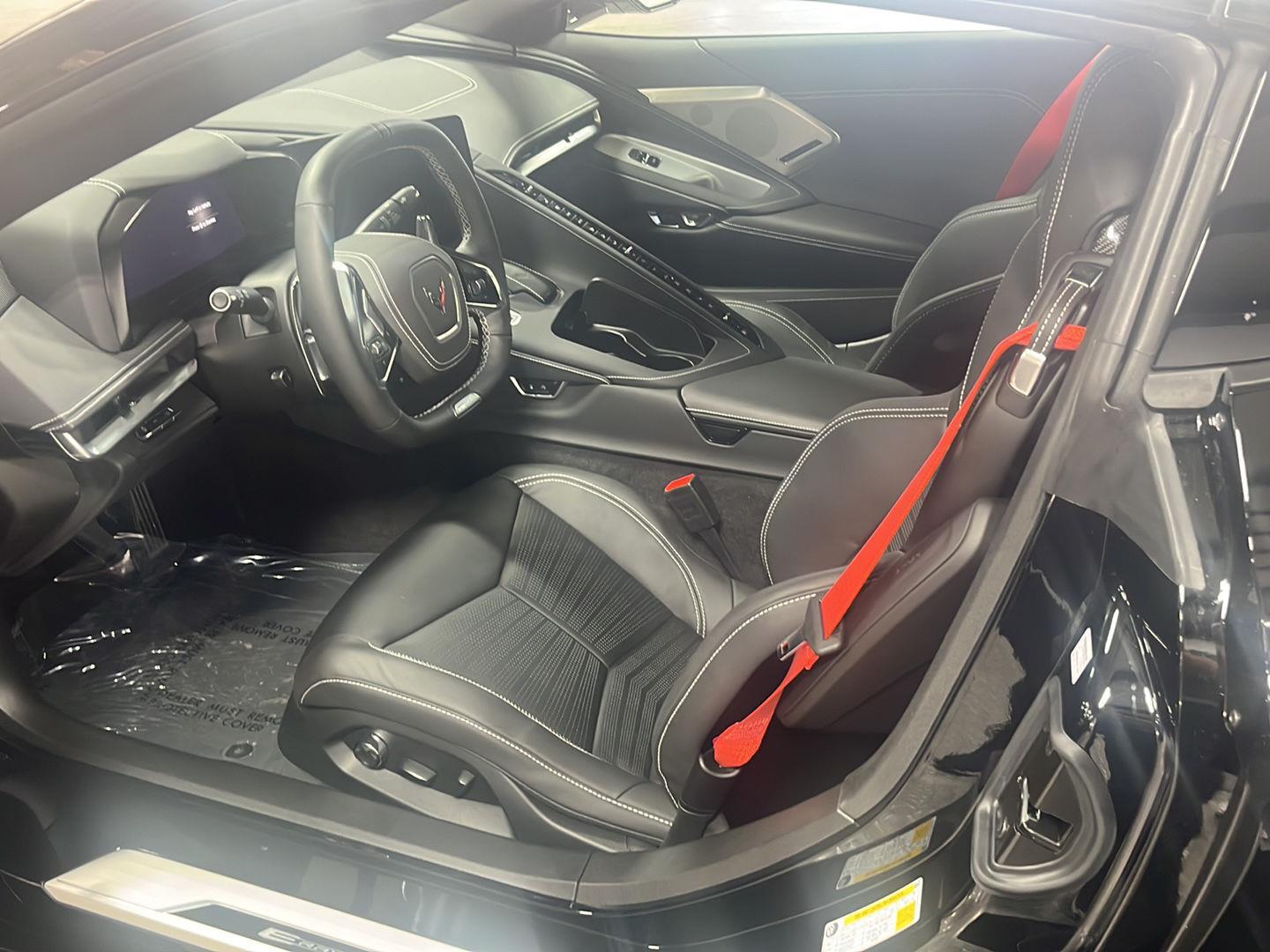 2025 Chevrolet Corvette E-Ray 2LZ photo 3