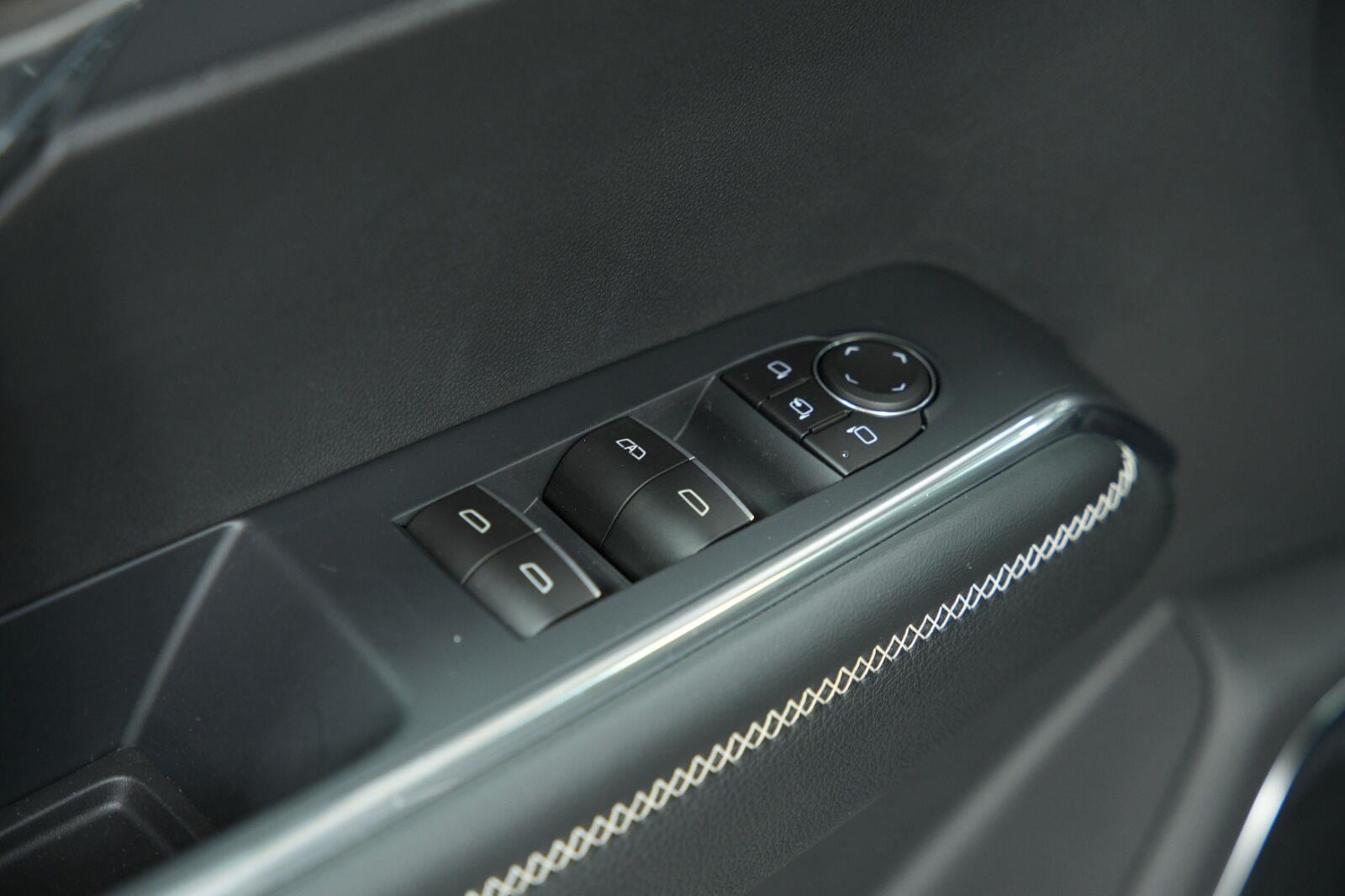 2026 GMC Acadia Denali - Photo 35