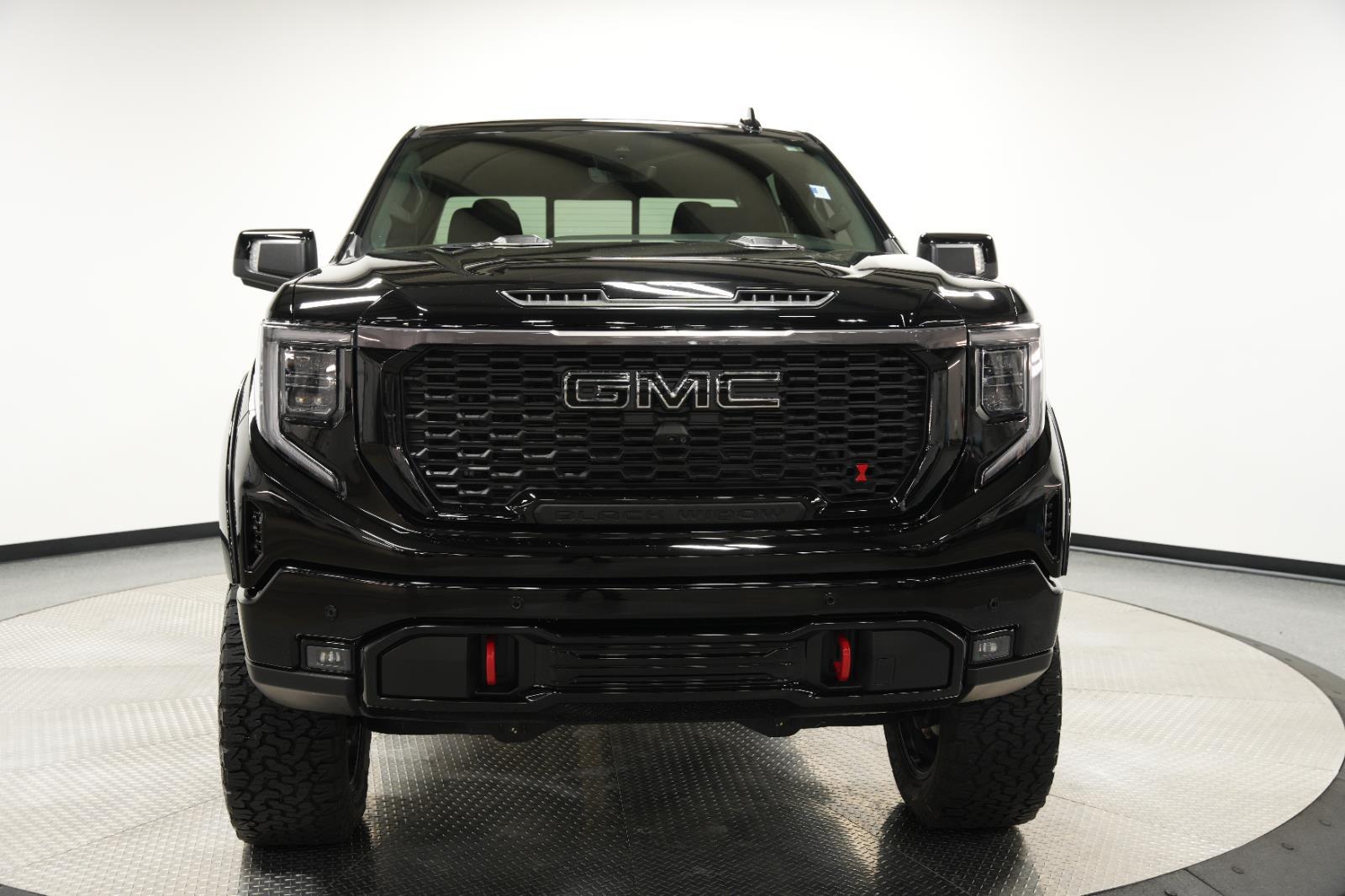 Used 2025 GMC Sierra 1500 AT4 with VIN 1GTUUEEL0SZ271967 for sale in Kansas City