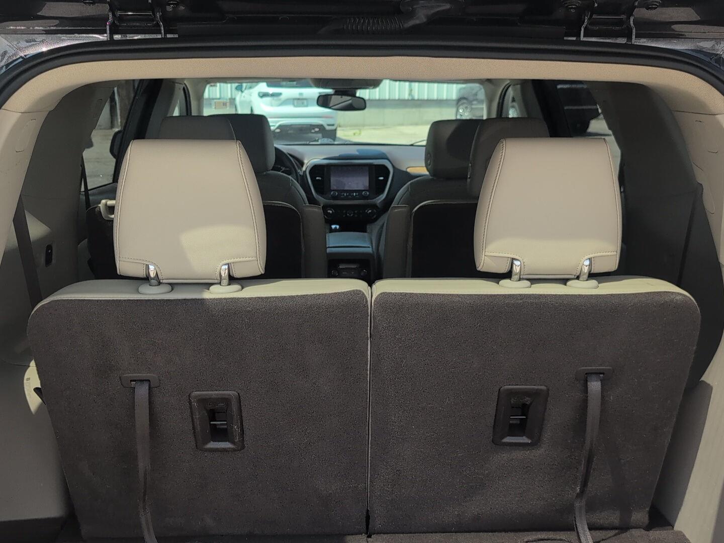 2017 GMC Acadia Denali - Photo 7