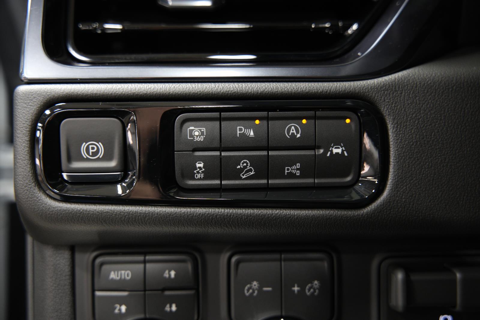 2026 GMC Yukon XL AT4 - Photo 29