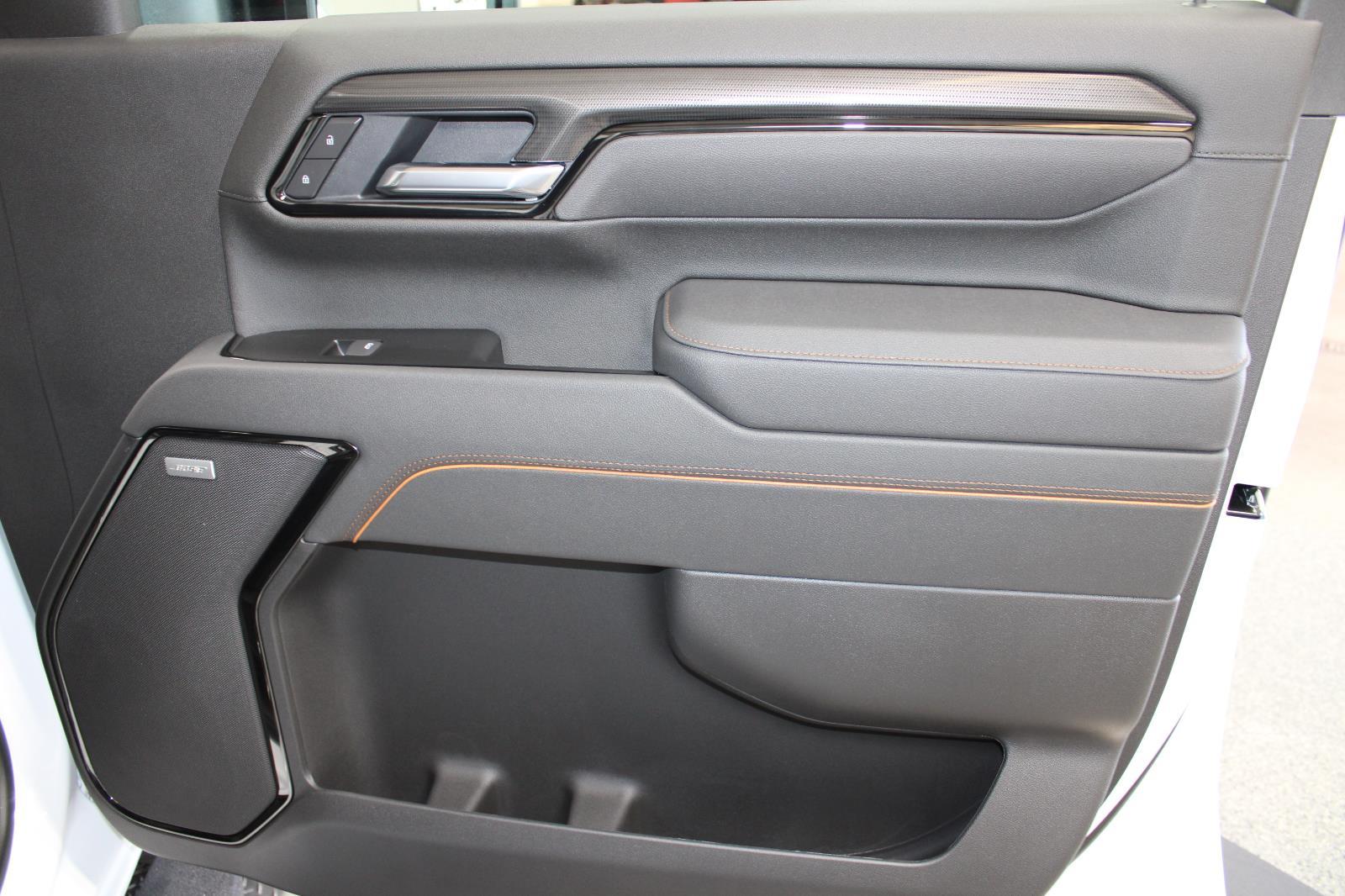 2026 GMC Sierra 2500HD AT4 - Photo 18
