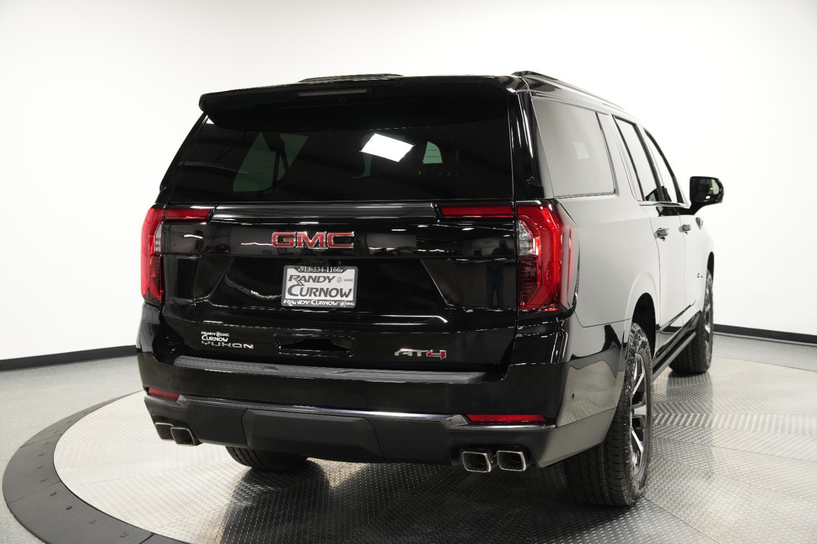 2026 GMC Yukon XL AT4 - Photo 10