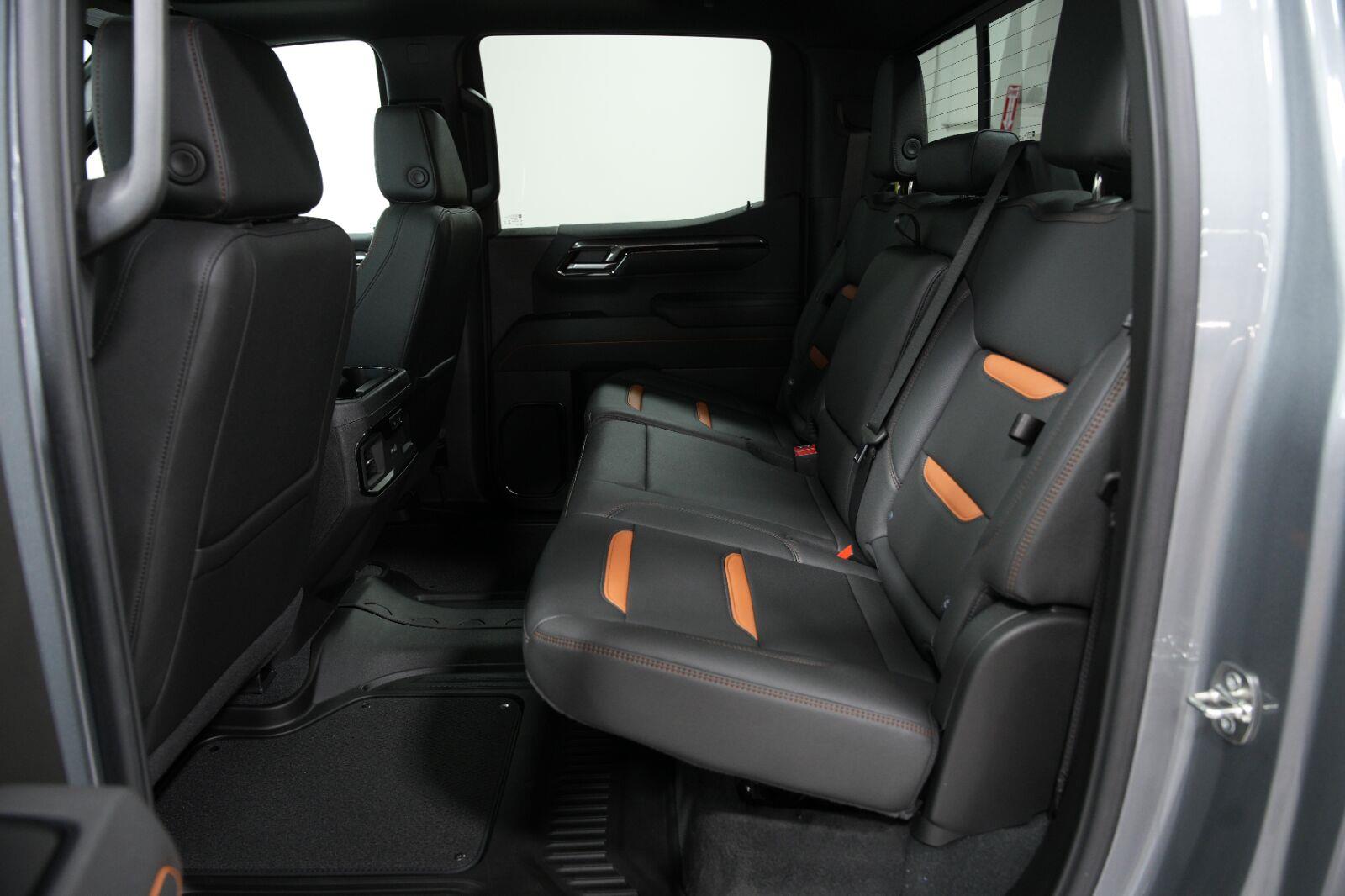 2026 GMC Sierra 1500 AT4 - Photo 31