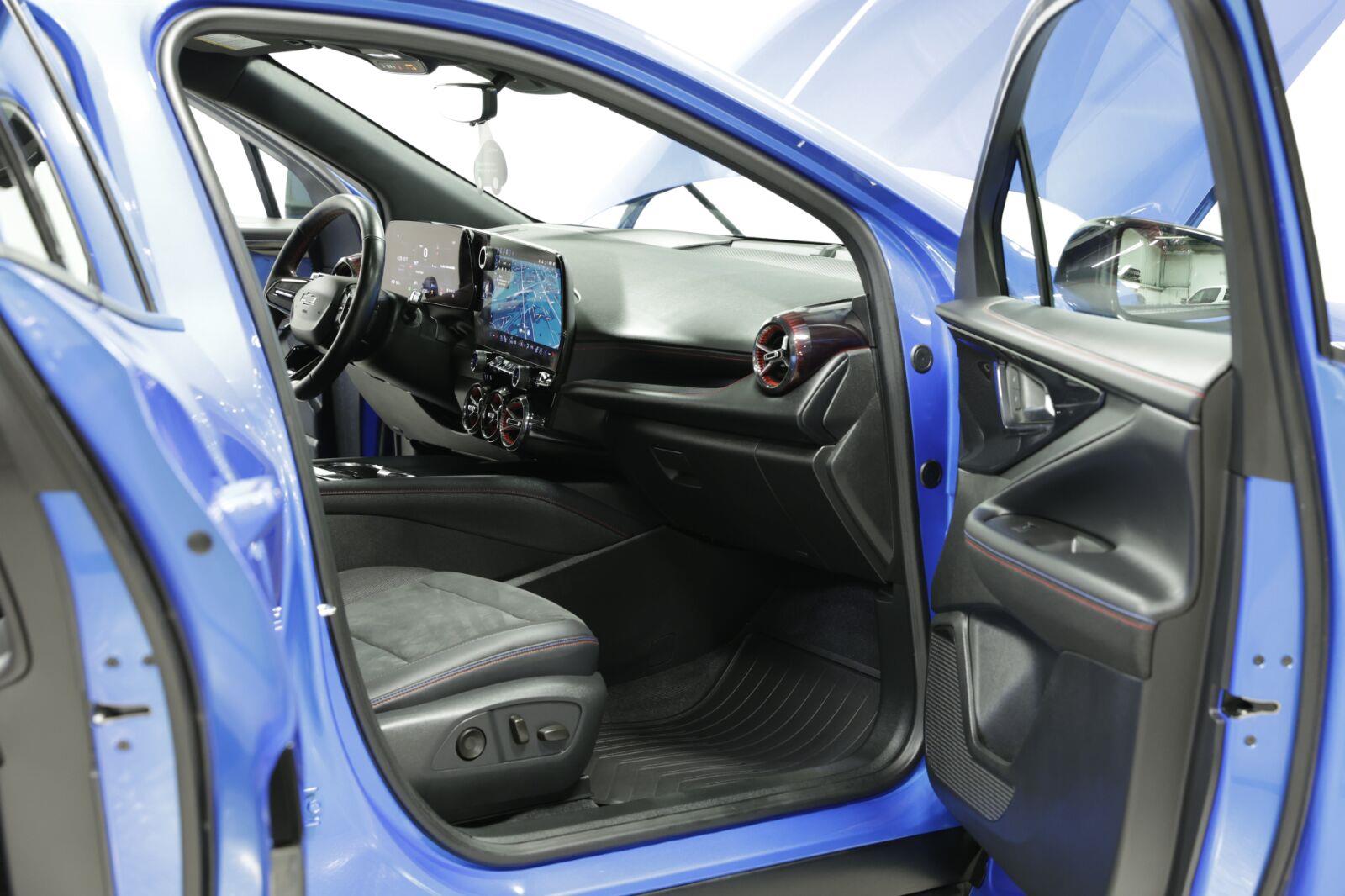 2024 Chevrolet Blazer EV RS - Photo 12