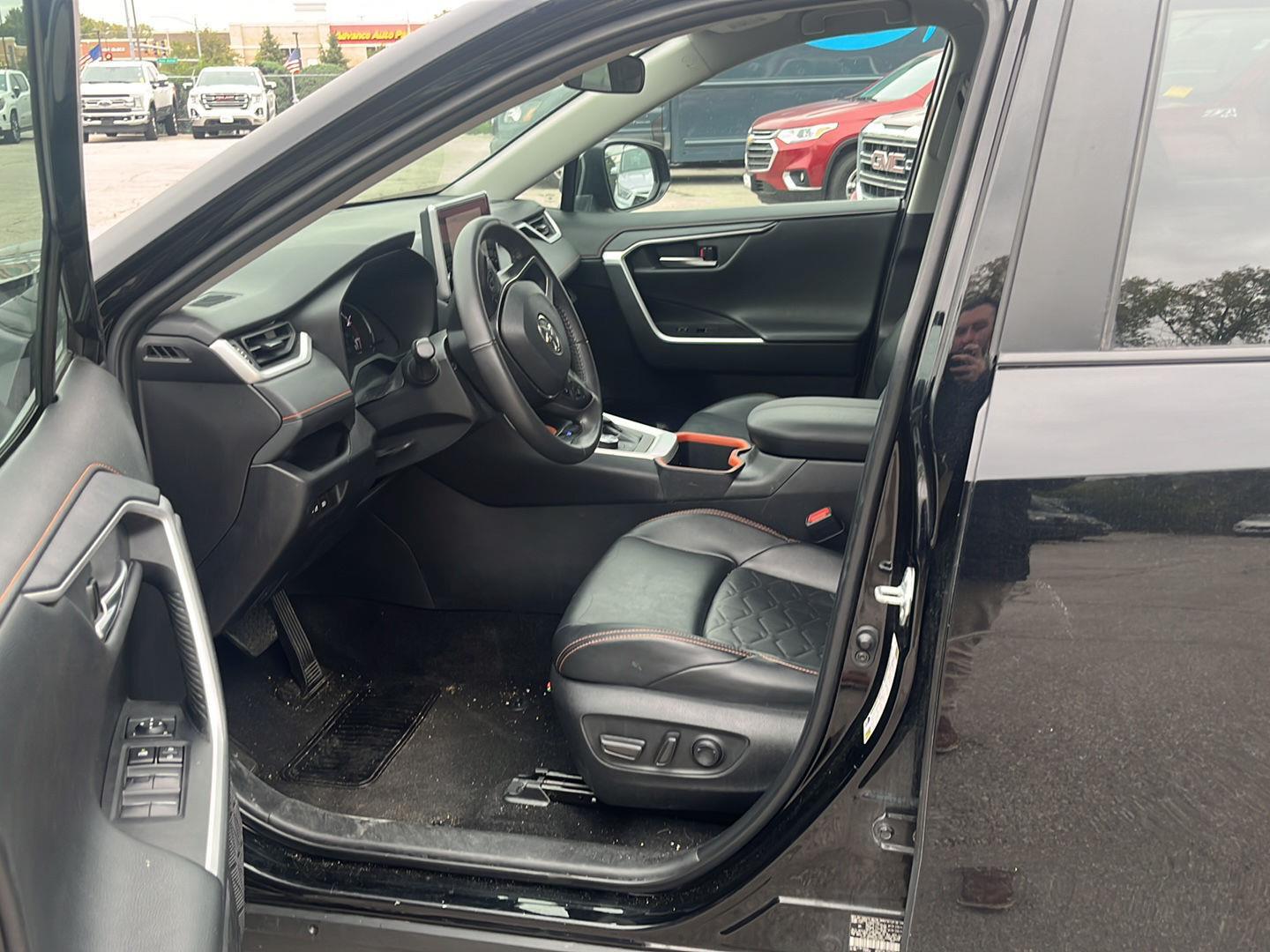 2024 Toyota RAV4 Adventure photo 3