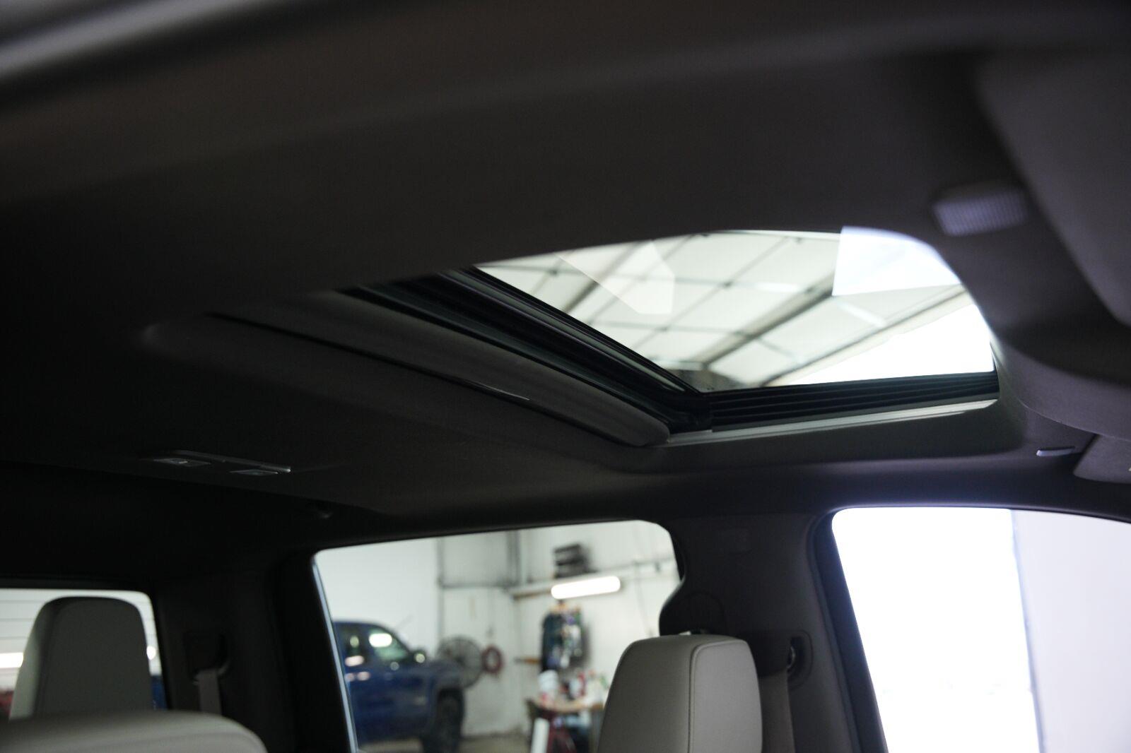 2021 GMC Sierra 1500 SLT - Photo 21