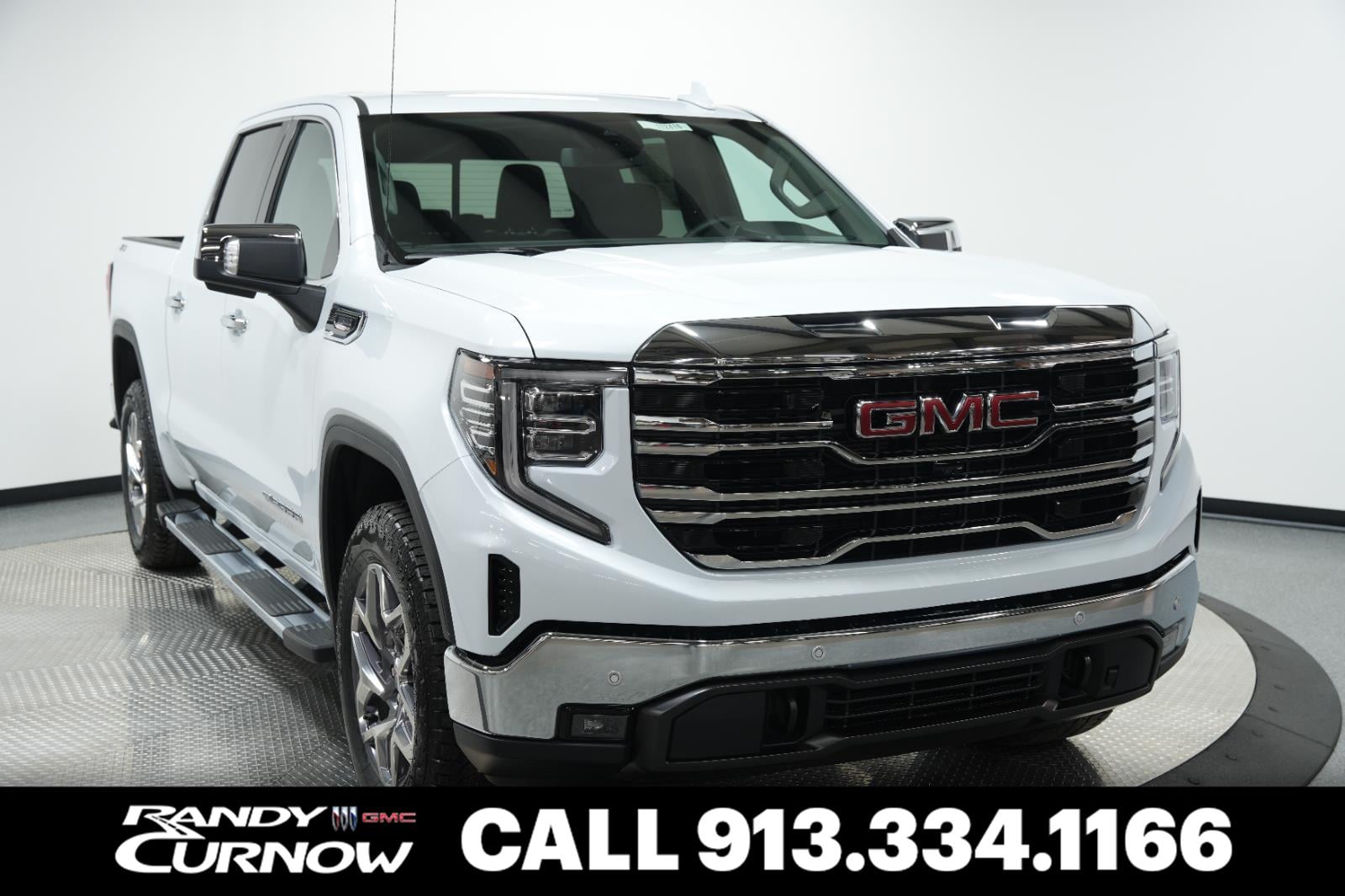 2026 GMC Sierra SLT's photo
