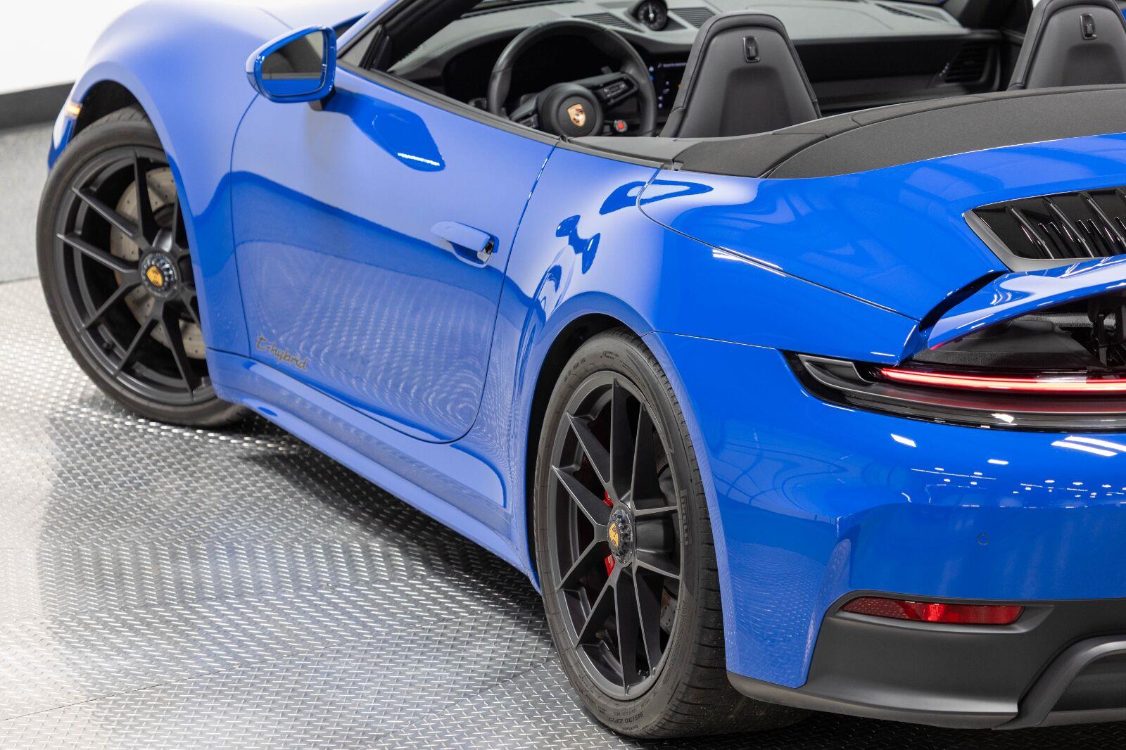 2026 Porsche 911 GTS - Photo 43