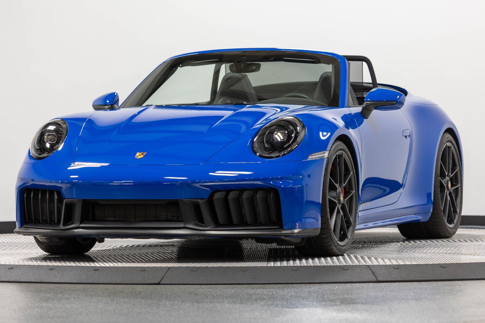 2026 Porsche 911 GTS - Photo 18