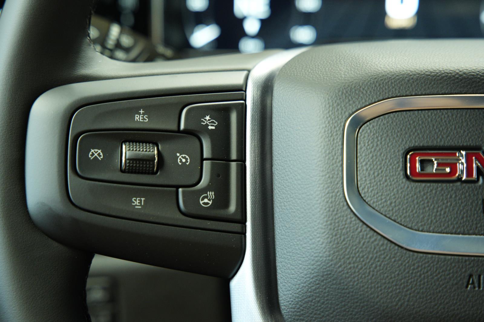 2025 GMC Sierra 2500HD SLT - Photo 32