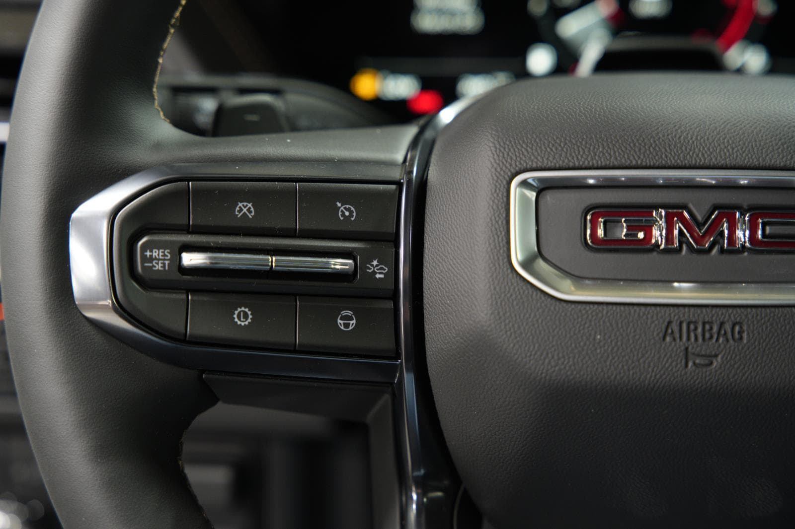 2026 GMC Yukon XL AT4 - Photo 38