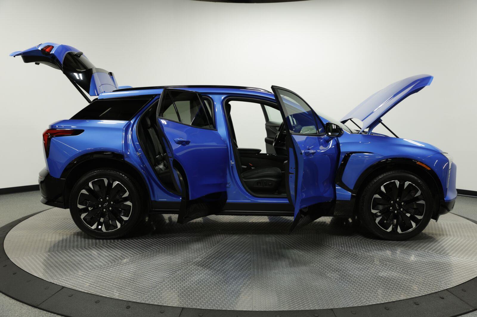 2024 Chevrolet Blazer EV RS - Photo 11