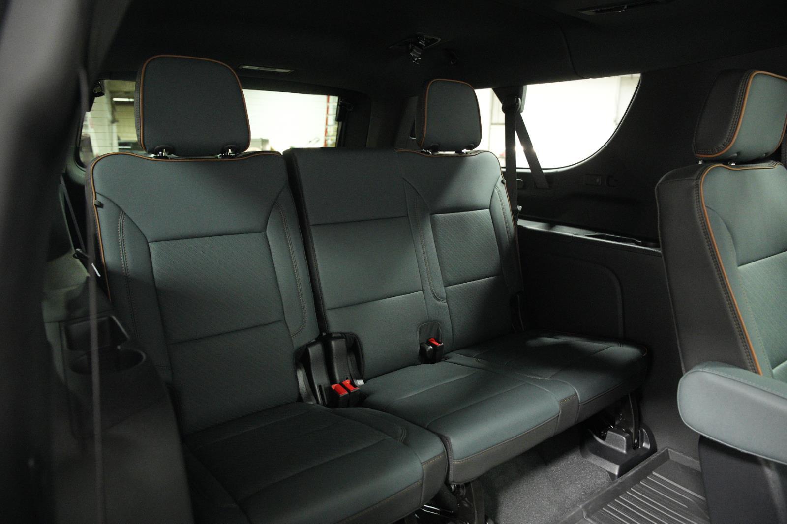 2026 GMC Yukon XL AT4 - Photo 13