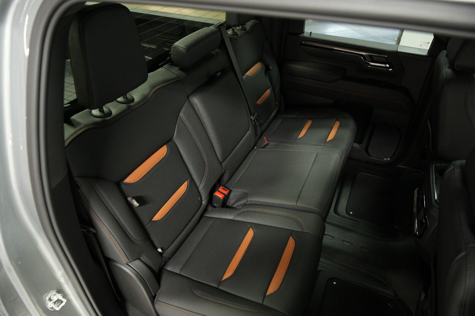 2026 GMC Sierra 2500HD AT4 - Photo 15