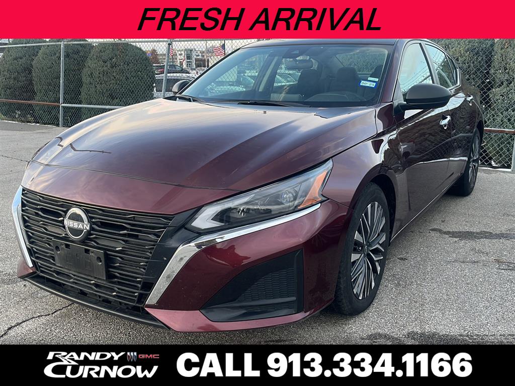 2024 Nissan Altima SV