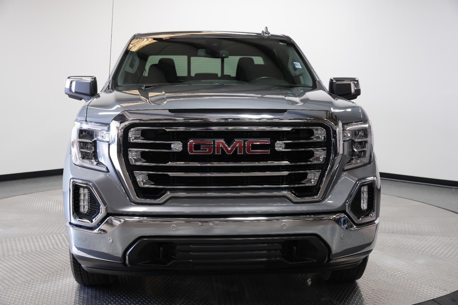 Used 2021 GMC Sierra 1500 SLT with VIN 3GTU9DED2MG265644 for sale in Kansas City
