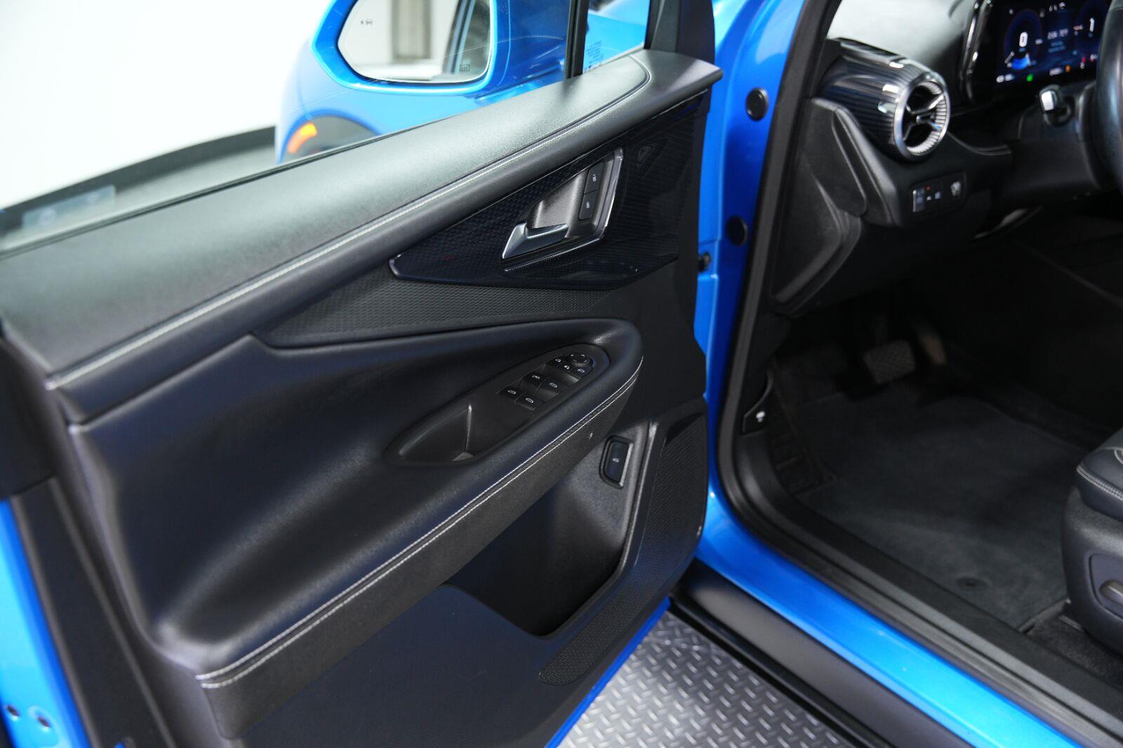 2024 Chevrolet Blazer EV LT - Photo 35
