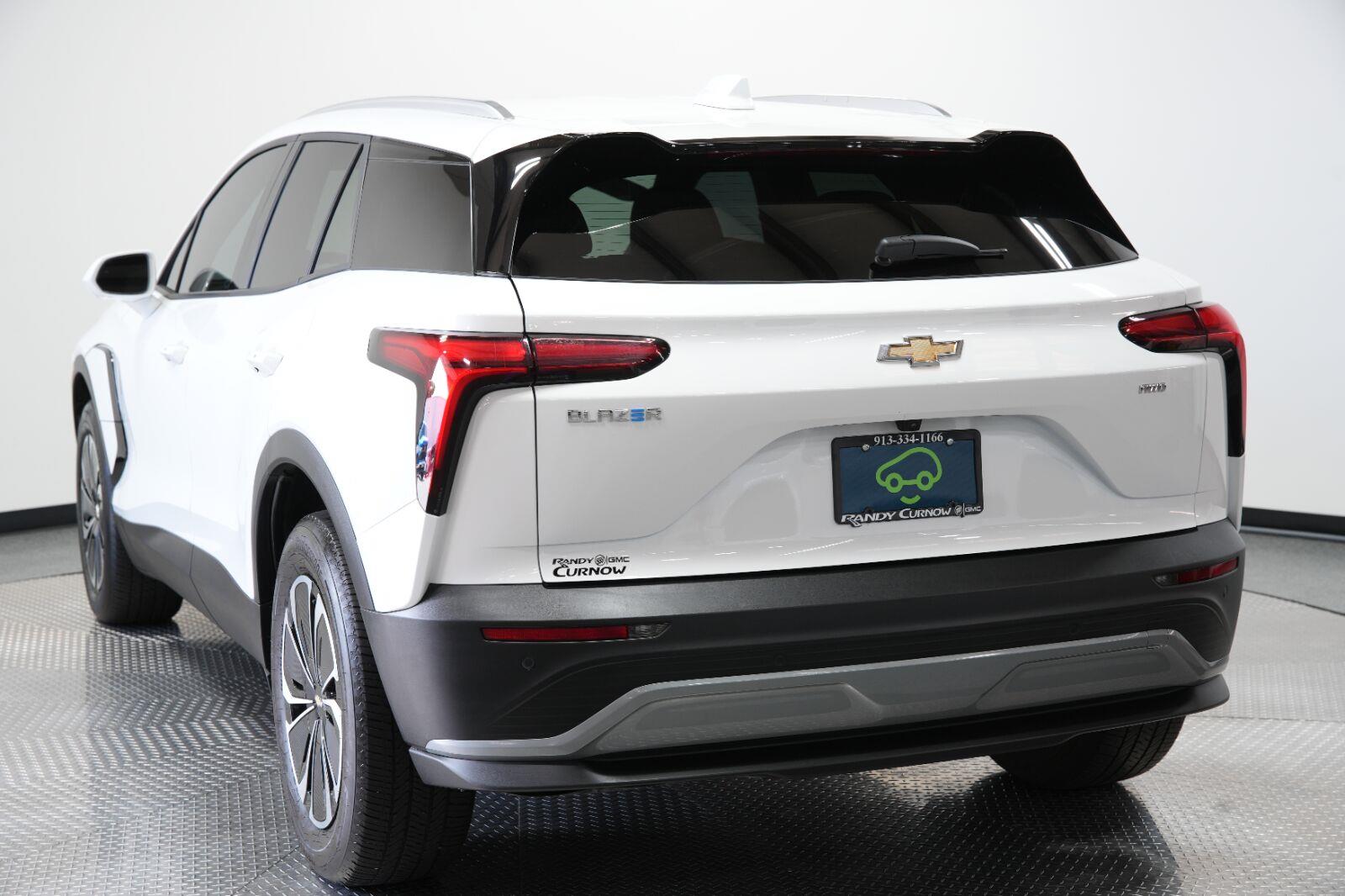 2024 Chevrolet Blazer EV LT - Photo 7