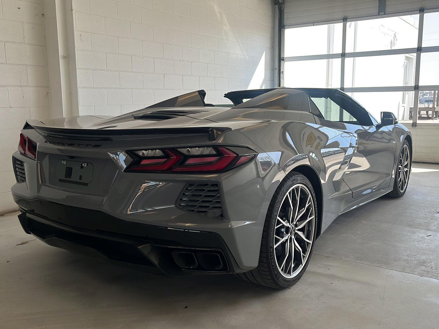 Used 2024 Chevrolet Corvette 3LT with VIN 1G1YC3D44R5129327 for sale in Kansas City