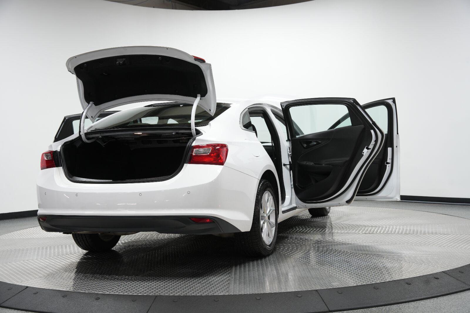 2025 Chevrolet Malibu 1LT - Photo 11