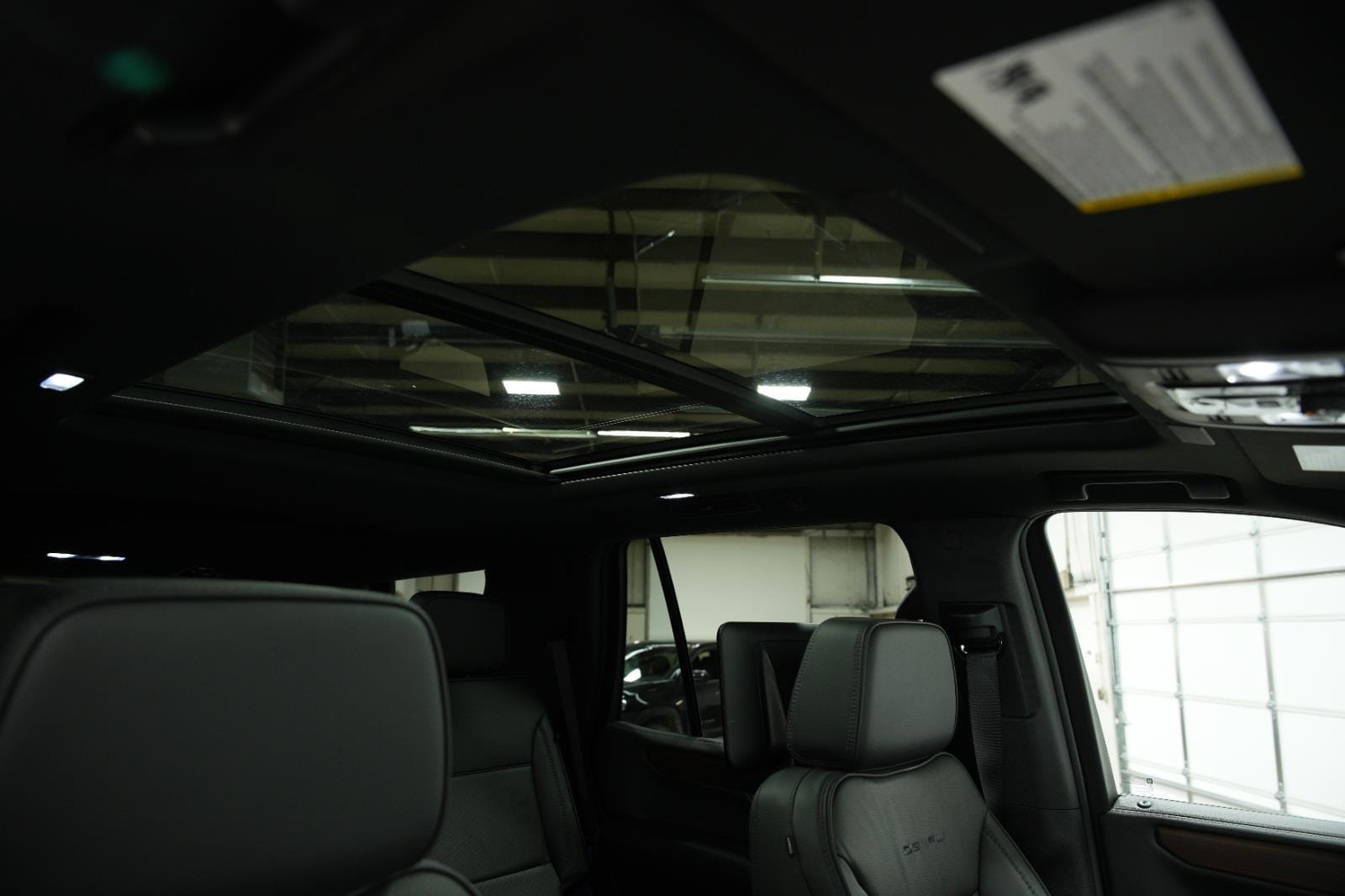 2026 GMC Yukon Denali - Photo 22